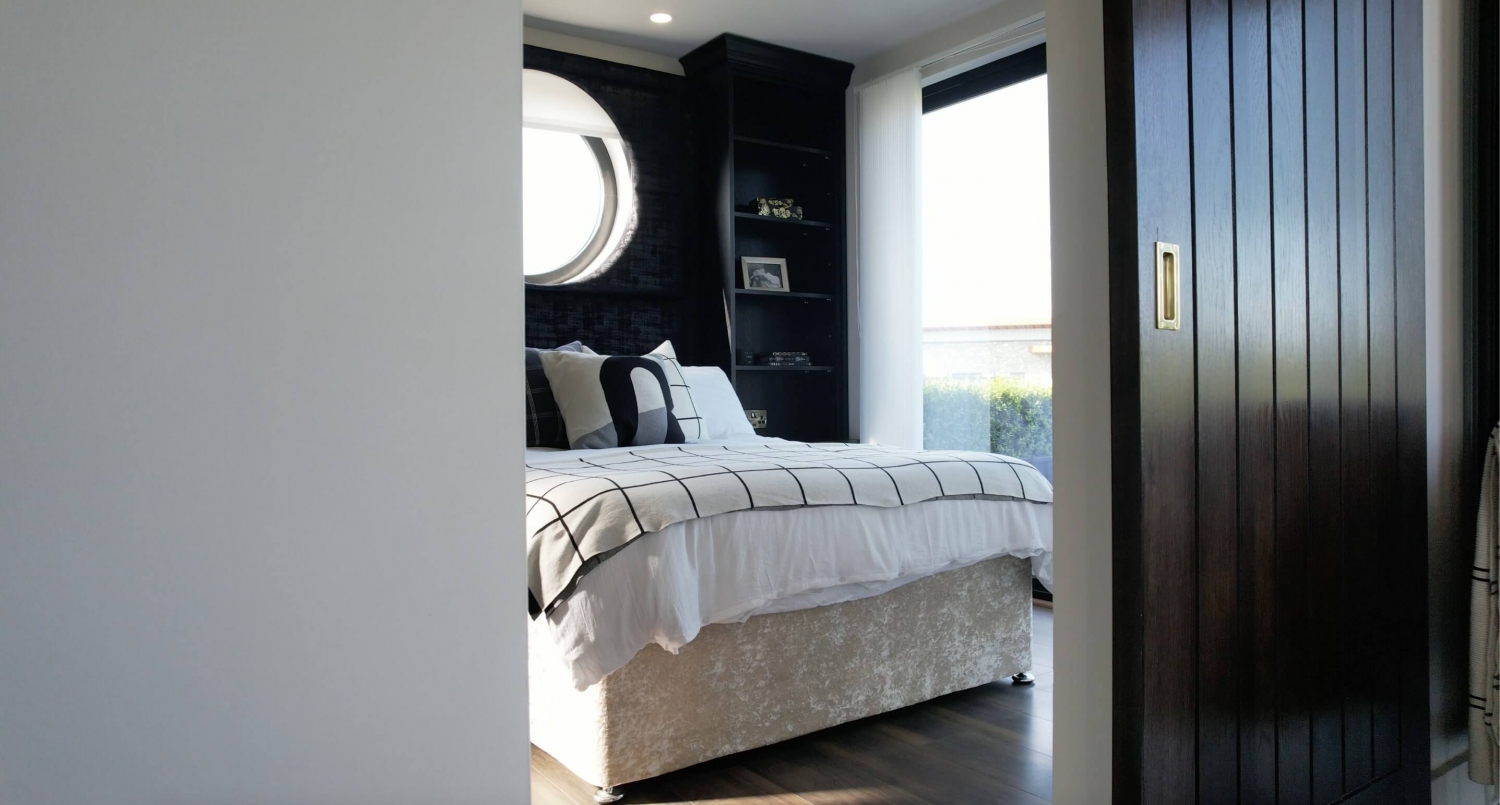 Cottage interior — second bedroom